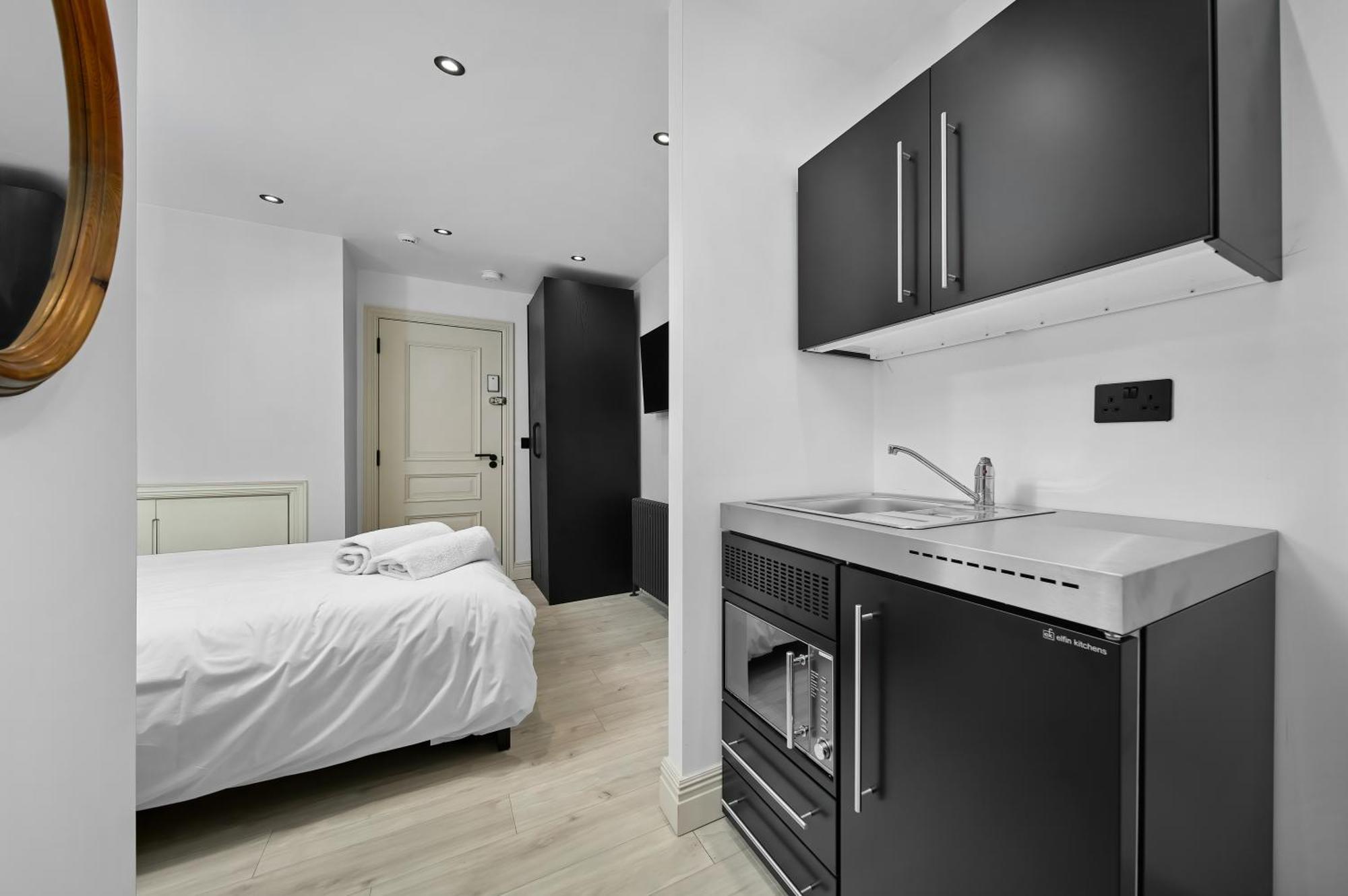 Nine Elms Modern Studio Apartments 伦敦 外观 照片